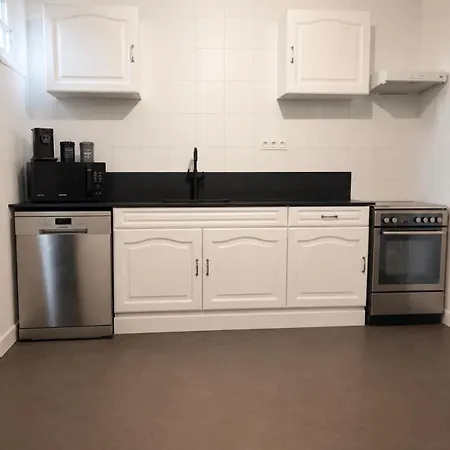 Le Clos Du Landreau Apartment